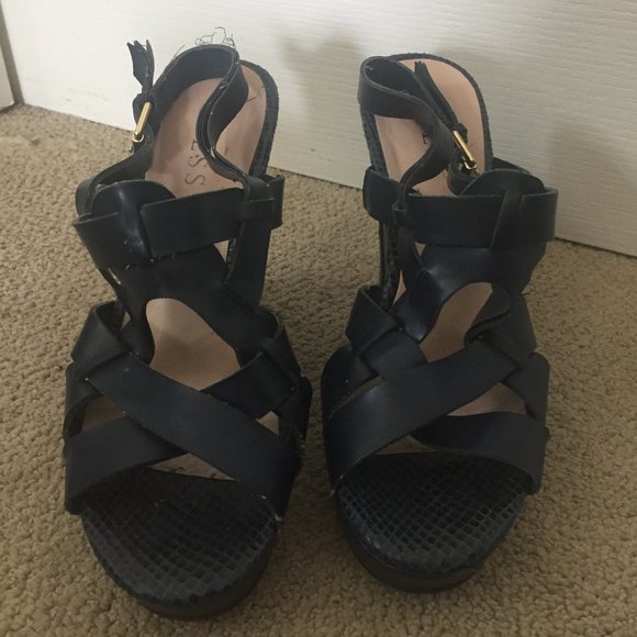 Guess Shoes - Snake skin Navy wedge
